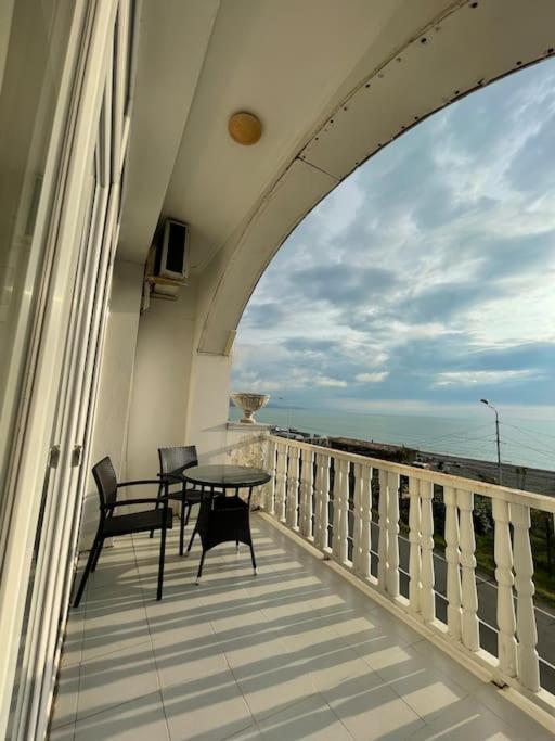 Sea View Studio Apartment In Gonio-Kvariati Buitenkant foto